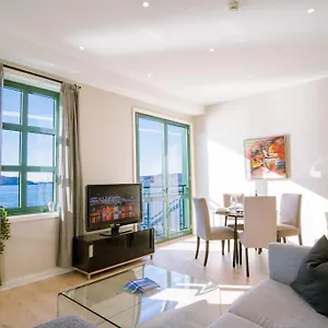 Seafront Apt. With Elevator And French Balcony Appartement Bergen