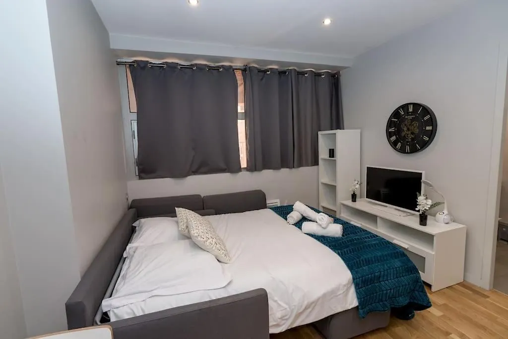 Apartment Magnifique Studio Compans Caffarelli Toulouse France